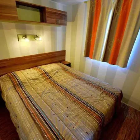 营地 4 Etoiles - Piscine - Ccbagcc 塔恩河畔圣罗姆