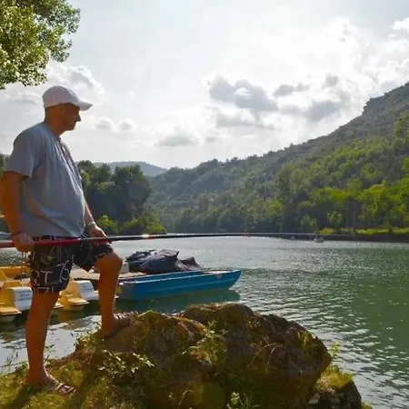 4 Etoiles - Piscine - Ccbagcc Кемпинг *