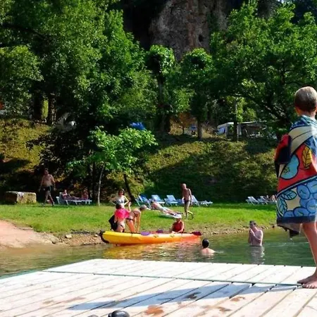 4 Etoiles - Piscine - Ccbagcc Кемпинг *