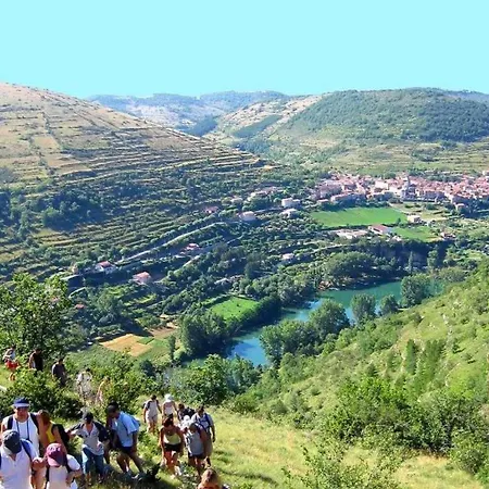 4 Etoiles - Piscine - Ccbagcc 营地