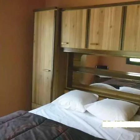 4 Etoiles - Piscine - Ccbagcc Кемпинг *