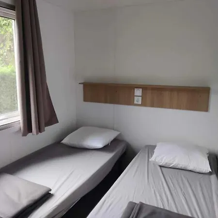 营地 4 Etoiles - Piscine - Ccbagcc 塔恩河畔圣罗姆