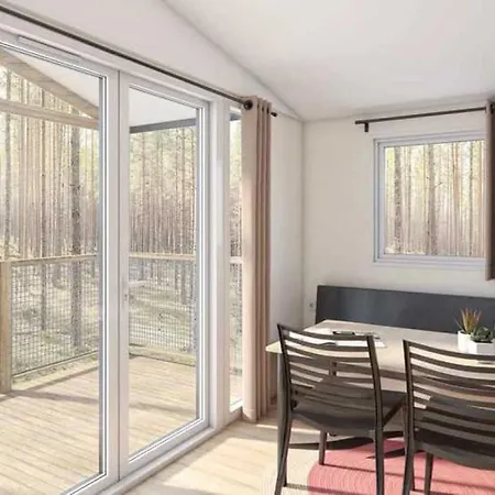 4 Etoiles - Piscine - Ccbagcc *