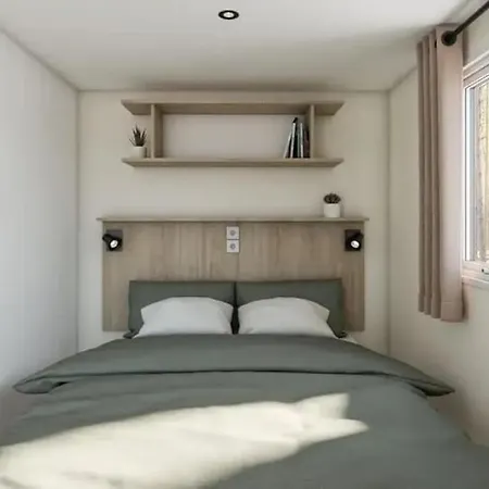 4 Etoiles - Piscine - Ccbagcc *