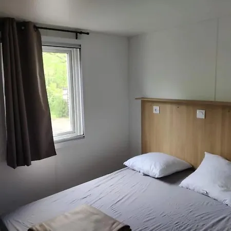 Кемпинг 4 Etoiles - Piscine - Ccbagcc