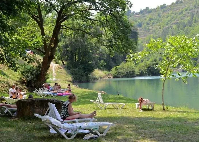 Zecamping 4 Familial Animaux Acceptes Anime Equitation Parque de Campismo