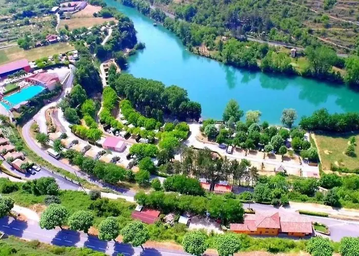 Zecamping 4 Familial Animaux Acceptes Anime Equitation Parque de Campismo Saint-Rome-de-Tarn